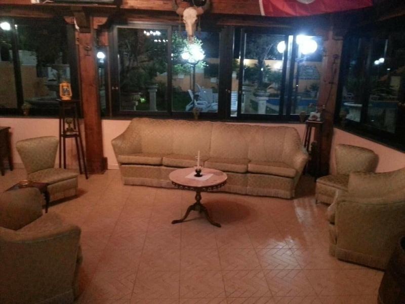 Ristorante La Vela Hotel บอสโกเรอาเล ภายนอก รูปภาพ